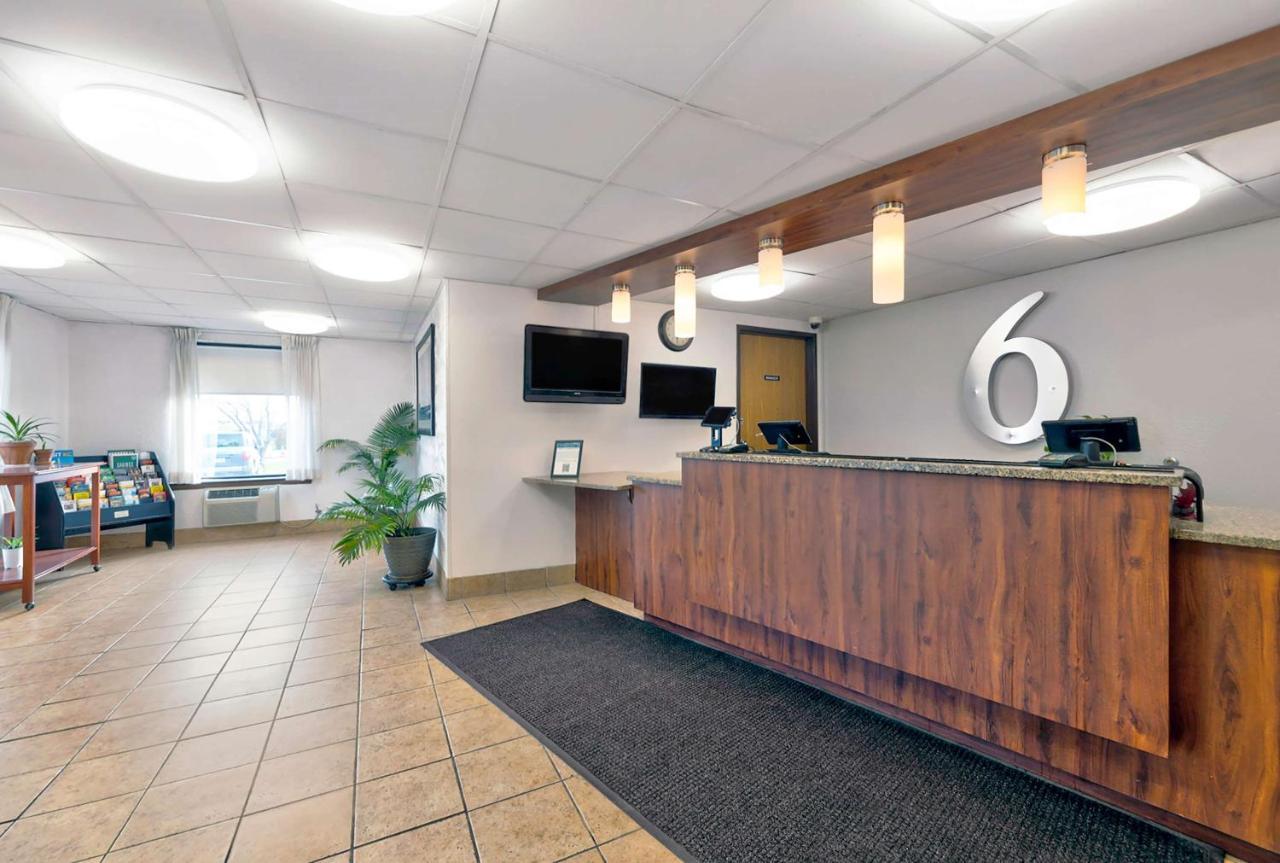 Motel 6-Cedar Rapids, Ia - Airport Esterno foto