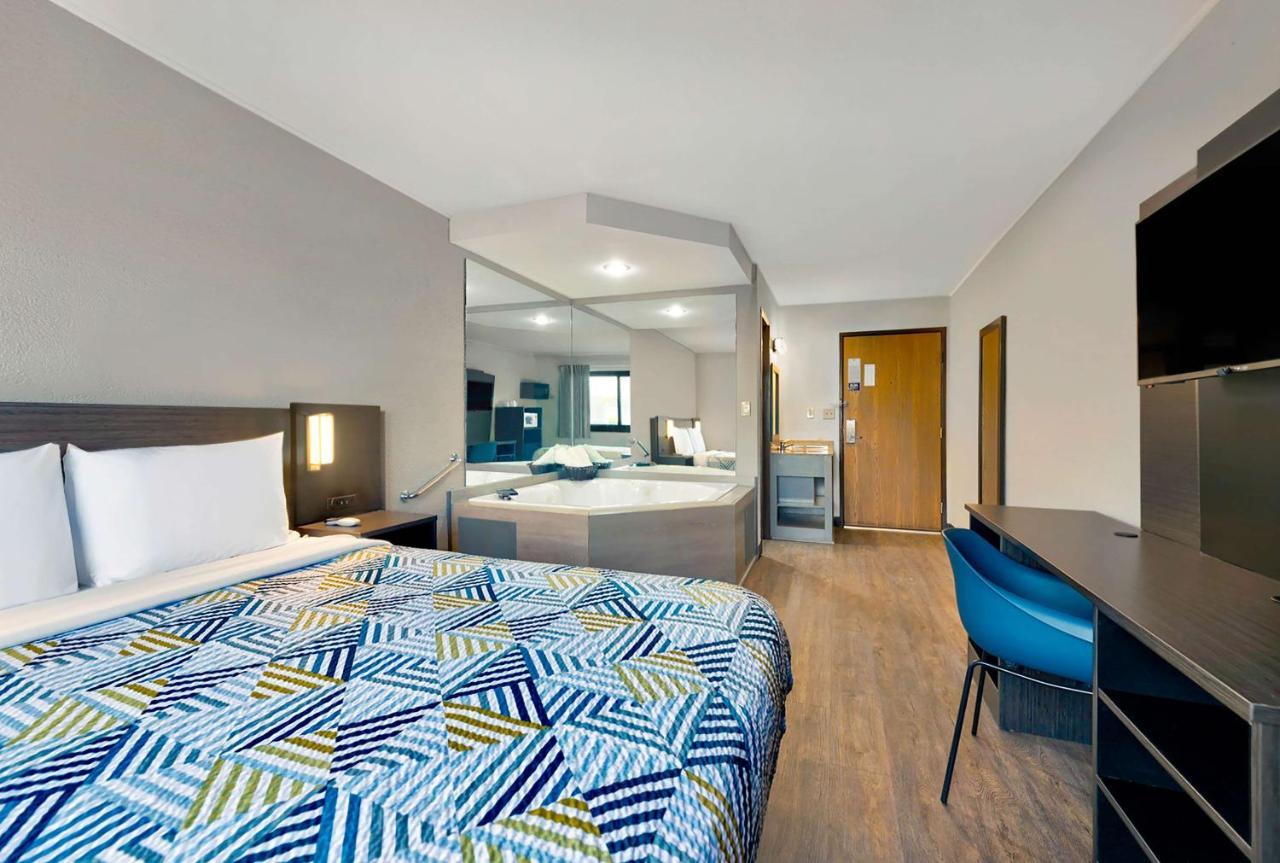 Motel 6-Cedar Rapids, Ia - Airport Esterno foto