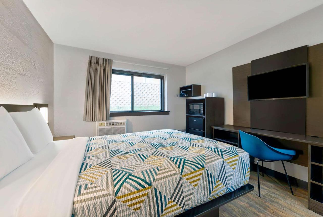 Motel 6-Cedar Rapids, Ia - Airport Esterno foto