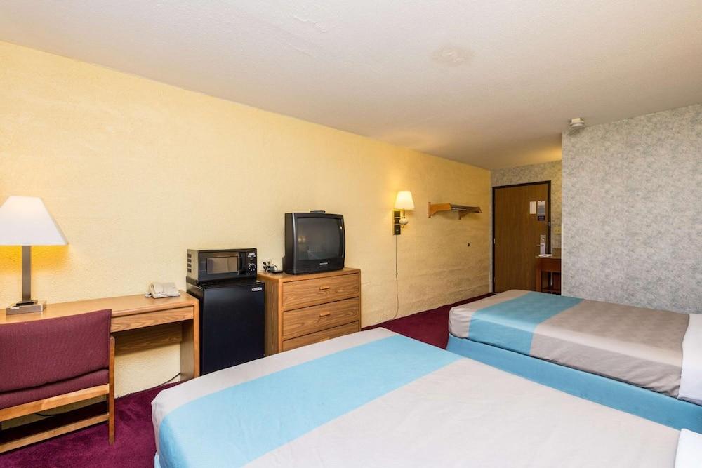 Motel 6-Cedar Rapids, Ia - Airport Esterno foto