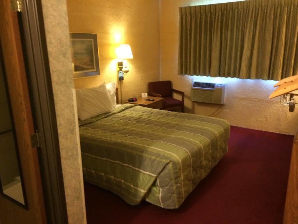 Motel 6-Cedar Rapids, Ia - Airport Esterno foto