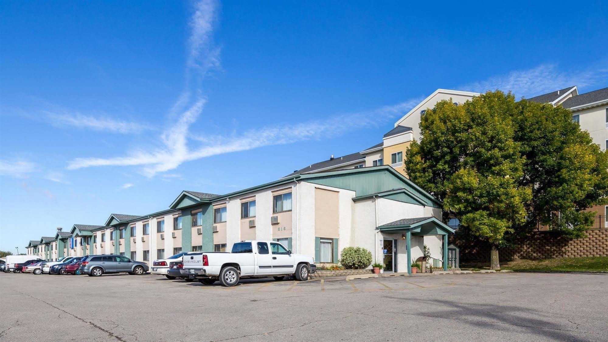 Motel 6-Cedar Rapids, Ia - Airport Esterno foto